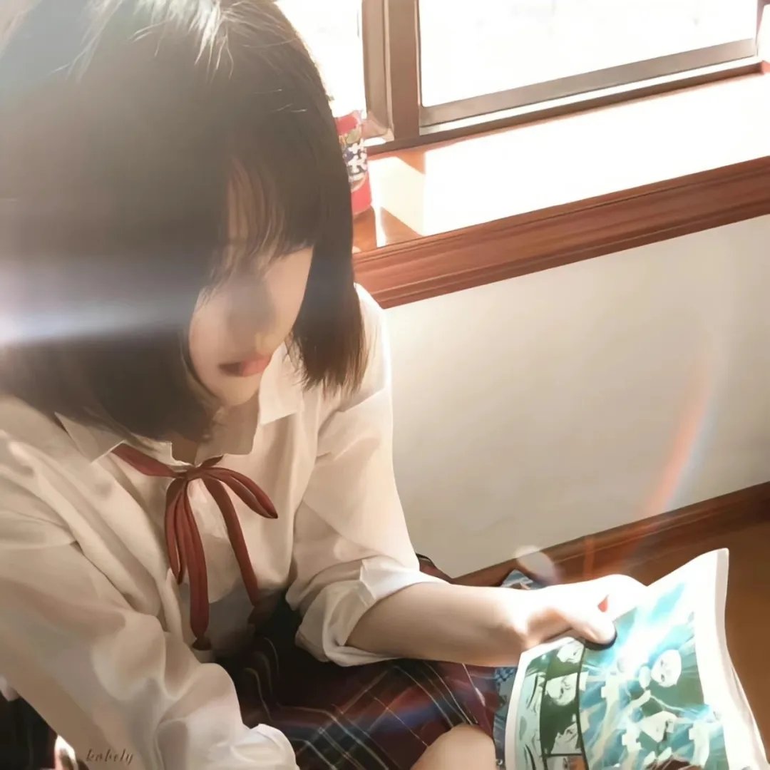 摘下工牌我惊掉全桌下巴